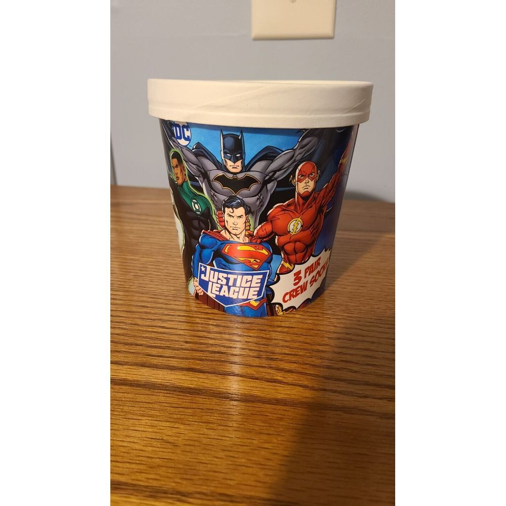 New Men's DC Justice‎ League 3 pair Crew Socks  size 6-12